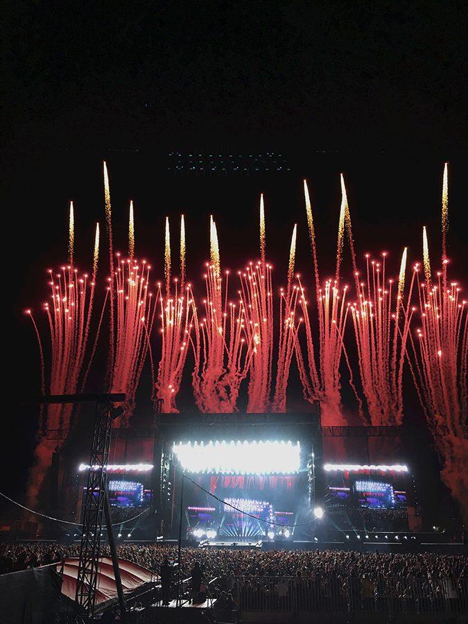Fireworks went off in sync with the last 30 seconds of Shake It Off during Taylor Swifts concert on Oct. 22 at Circuit of the Americas.