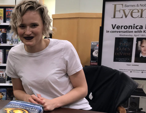 Author Veronica Roth signs copies of The Fates Divide at Barnes and Noble in Frisco, Texas on Wednesday, April 18.