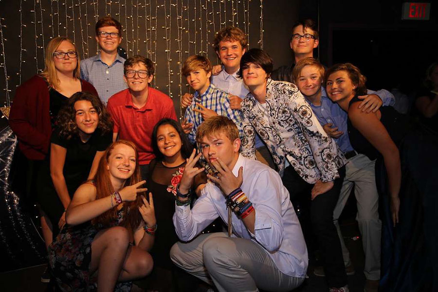 Senior+Alexa+Vargas+and+campmates+celebrate+at+the+2018+Camp+Sweeney+end-of-camp+banquet.