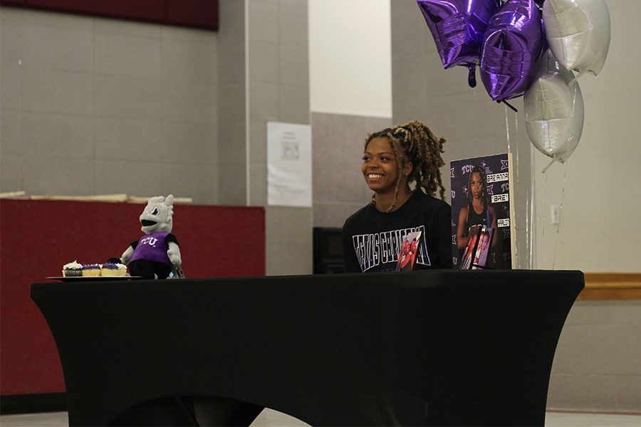 Senior BreAnna Harlin commits to TCU to run track. 