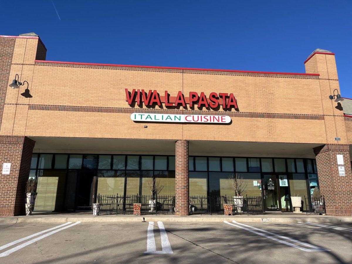 Viva La Pasta serves gourmet Italian pizza and pasta for an affordable price at 1093 W. Main St. Suite 214.